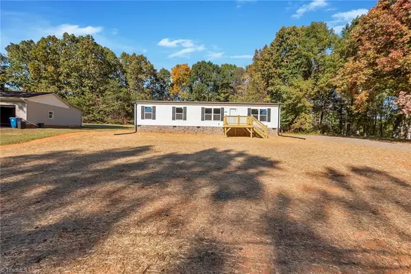 Hiddenite, NC 28636,1059 Sharpe LN