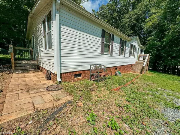 Reidsville, NC 27320,185 1st CT