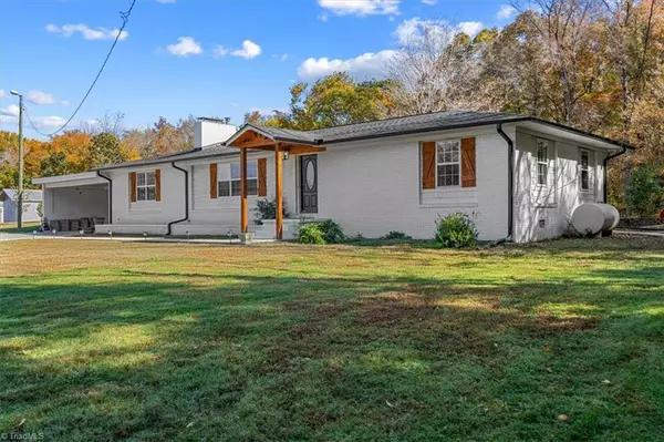 Thomasville, NC 27360,691 Rich Hilton RD