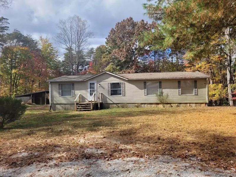 159 Sheila ST, Mount Airy, NC 27030