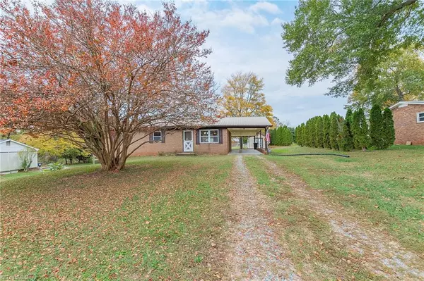 Lexington, NC 27295,307 Bedford DR