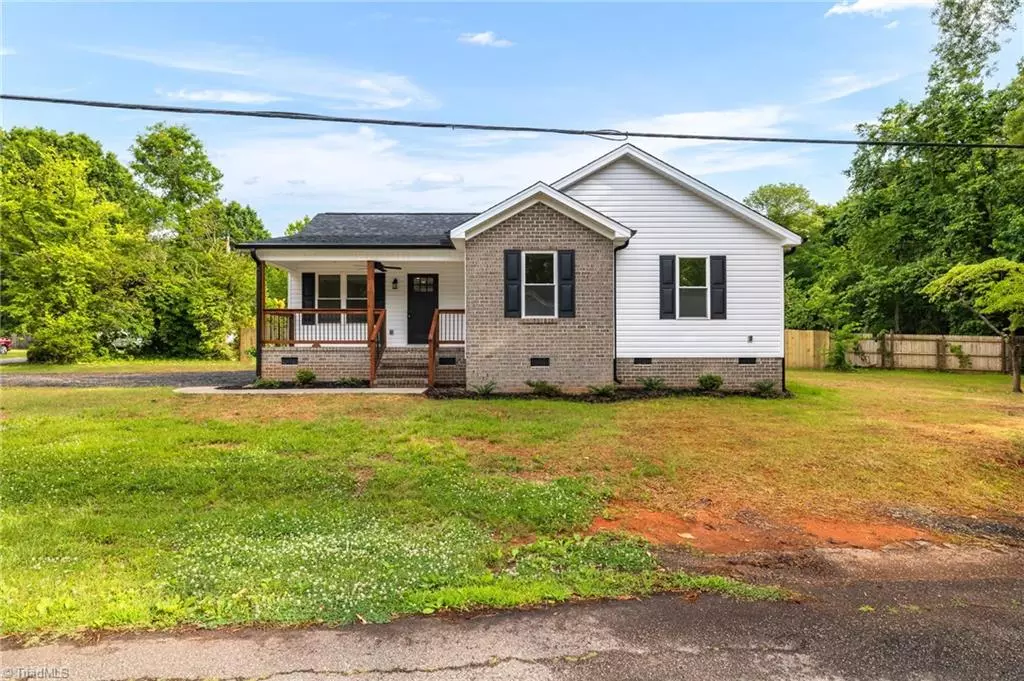 Eden, NC 27288,1132 Lawson ST