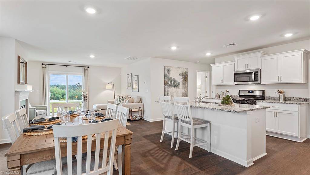 Haw River, NC 27258,1915 Puffin DR