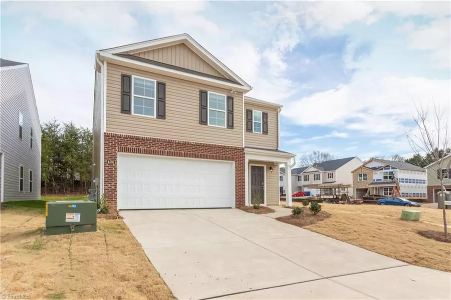 1925 Puffin DR, Haw River, NC 27258