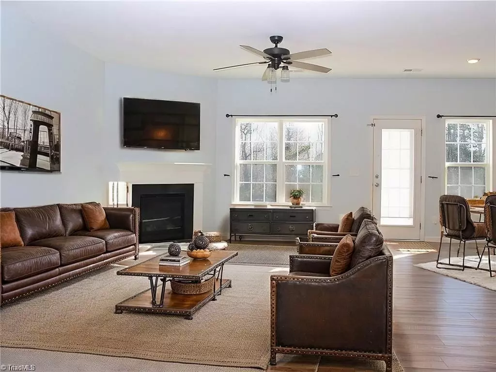 Pfafftown, NC 27040,4907 Vienna Dozier RD