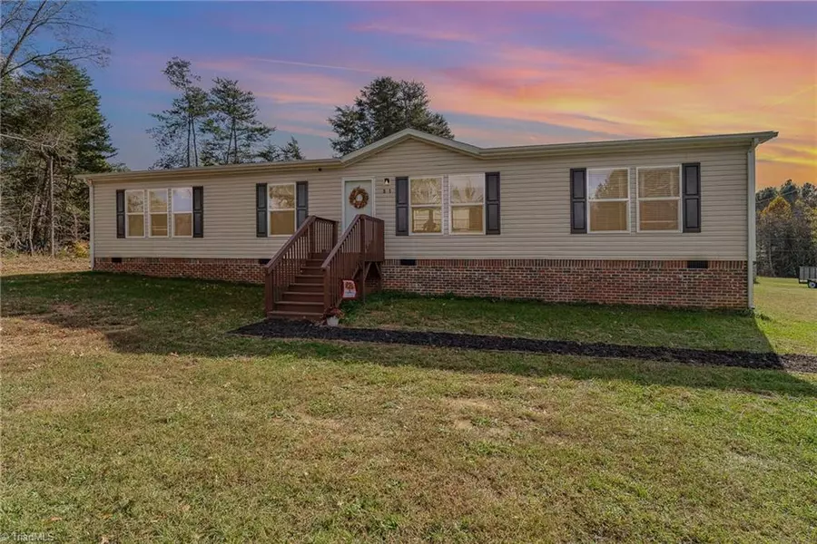 871 Comer RD, Stoneville, NC 27048