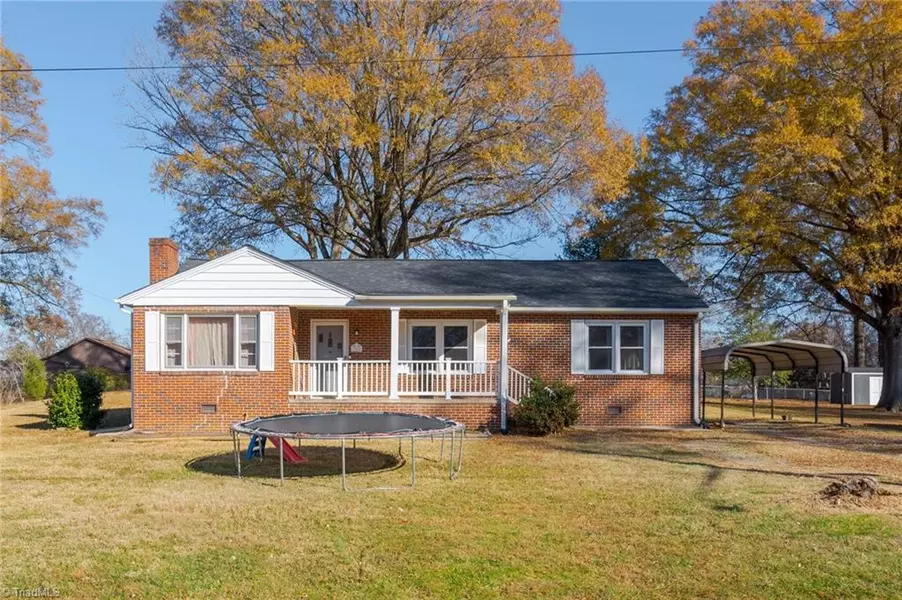 320 Von Ruck RD, Eden, NC 27288