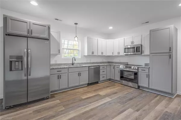 Spencer, NC 28159,704 5th ST