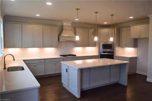 Stokesdale, NC 27357,8116 Simon DR
