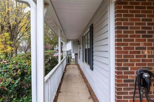 Kernersville, NC 27284,4383 Creekridge LN