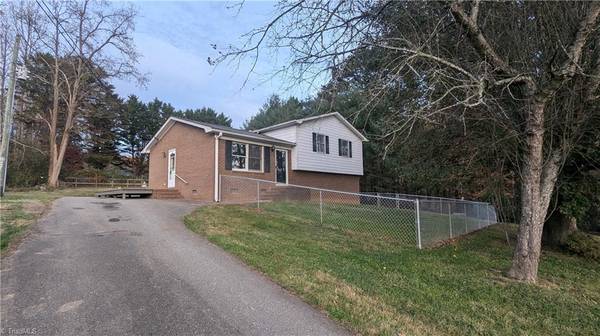 193 Creed RD, Mount Airy, NC 27030