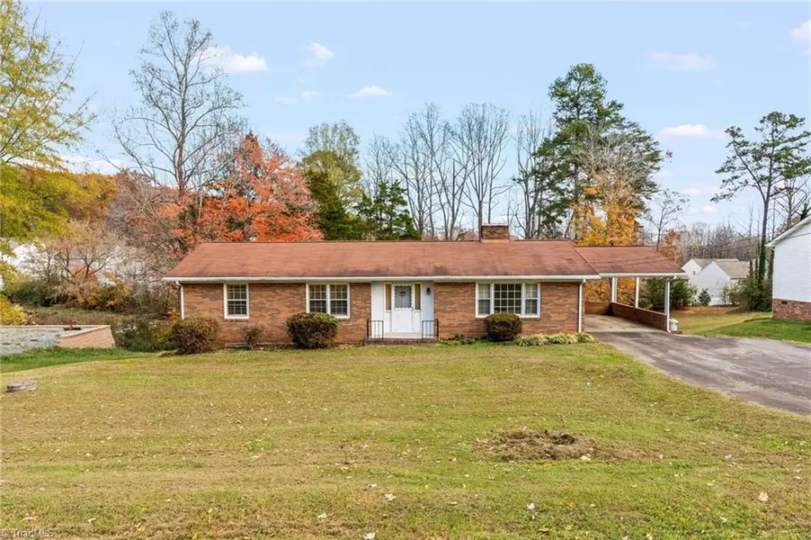 4103 Transou RD, Pfafftown, NC 27040