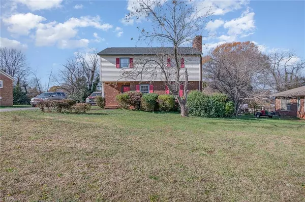 Lexington, NC 27295,109 Primrose LN