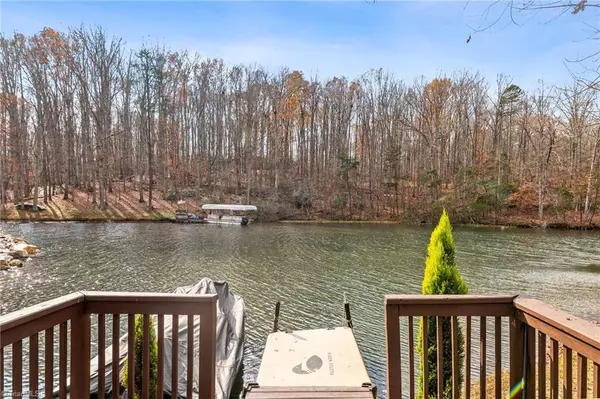 Stokesdale, NC 27357,8951 Samantha CT