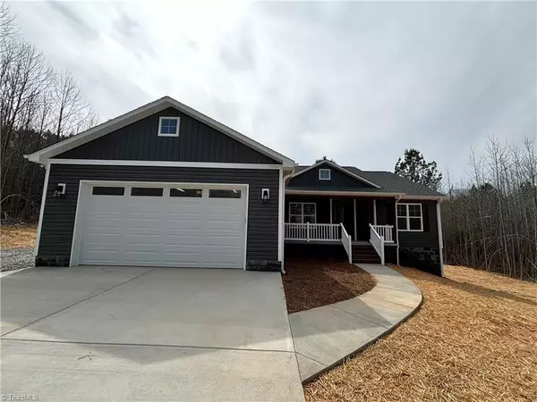 1307 Commonwealth RD, Randleman, NC 27317