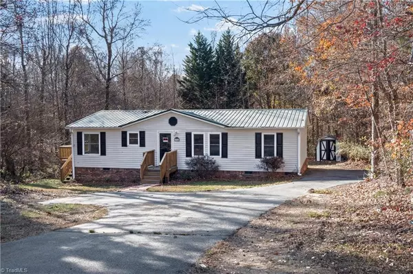 Thomasville, NC 27360,375 Etta LN