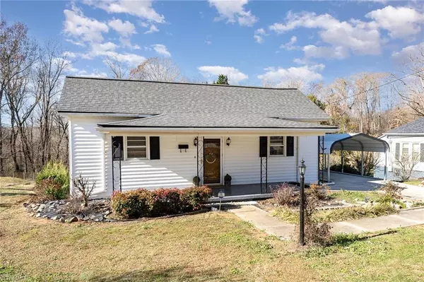 Eden, NC 27288,907 Lincoln ST