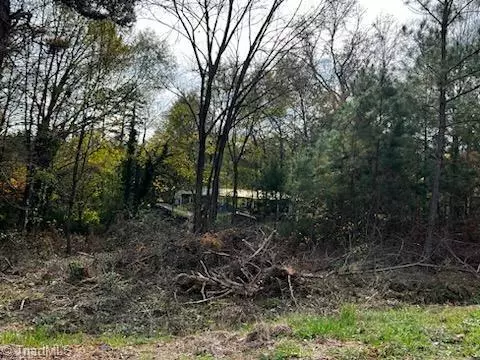 Thomasville, NC 27360,1213 Hillcrest DR