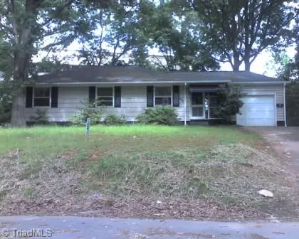 525 Lester LN, Winston-salem, NC 27103