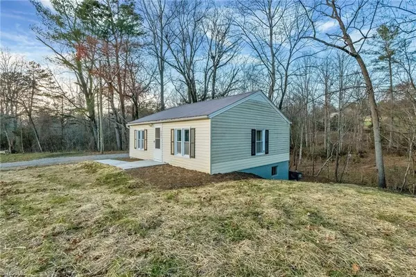 Hayes, NC 28635,4895 Traphill RD