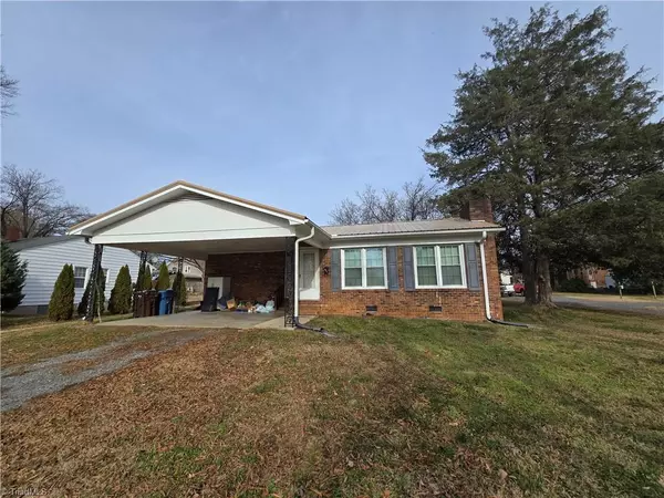 321 Gwyn ST, Mocksville, NC 27028