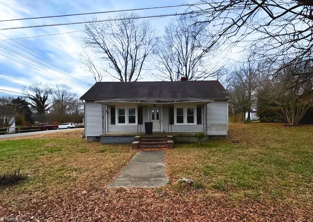 Eden, NC 27288,309 Hollingsworth ST