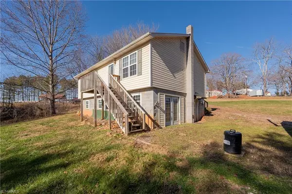 Mount Airy, NC 27030,307 Water TRL