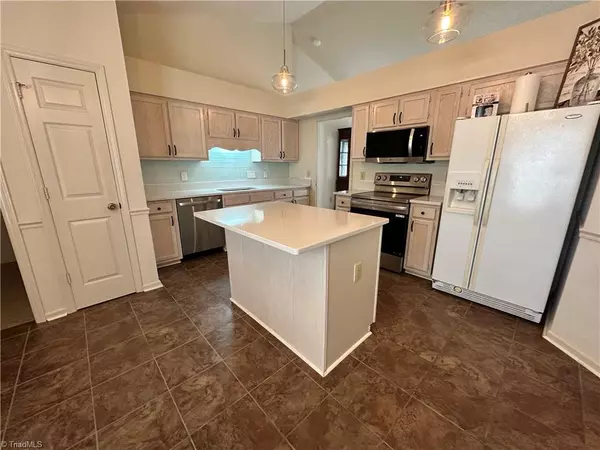 High Point, NC 27265,3973 Cobblestone Bend DR