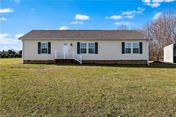 1179 Kaitlyn DR, Boonville, NC 27011