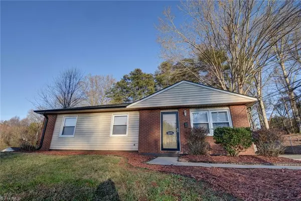 5209 Larkspur DR, Winston-salem, NC 27105