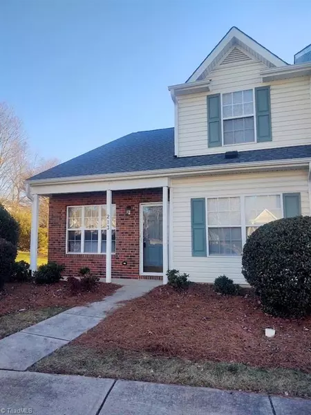 213 Malamute LN, Greensboro, NC 27407