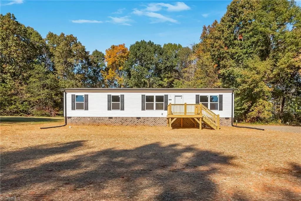 Hiddenite, NC 28636,1059 Sharpe LN