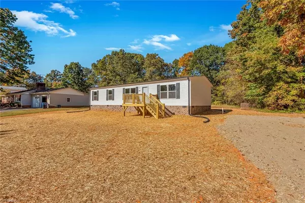 Hiddenite, NC 28636,1059 Sharpe LN