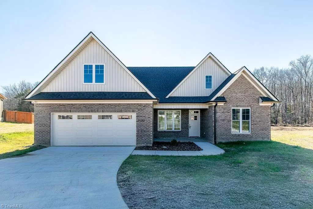 Trinity, NC 27370,112 Emerald CT