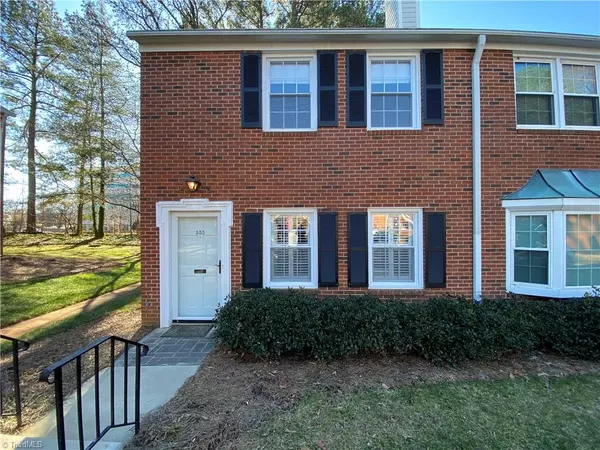 355 Hanover Arms CT, Winston-salem, NC 27104