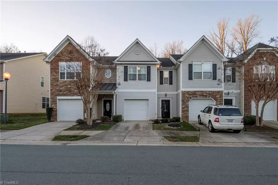 2271 Hartfield CIR, Winston-salem, NC 27103