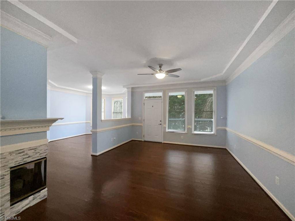 Greensboro, NC 27407,2 Rosebank CT