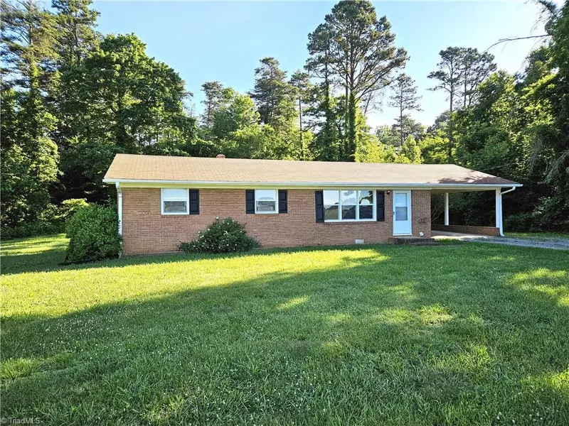 2447 Piney Mountain RD, Walnut Cove, NC 27052