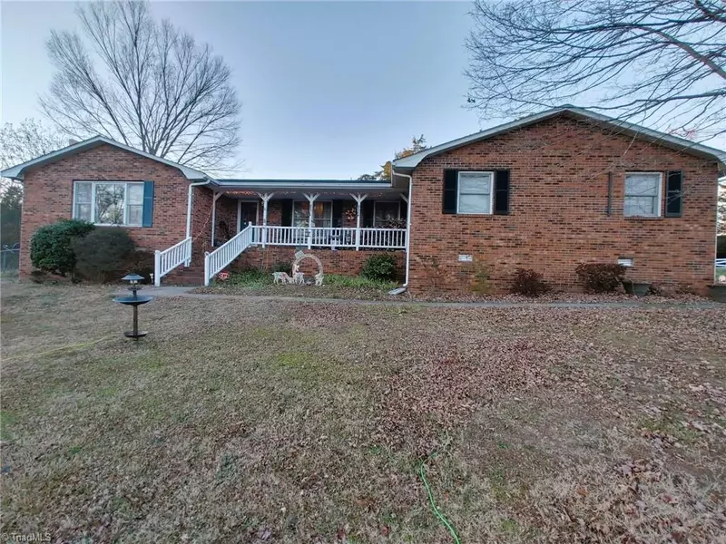 1753 Smith Farm RD, Lexington, NC 27292