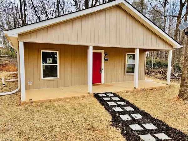 950 Hillsdale ST, Reidsville, NC 27320