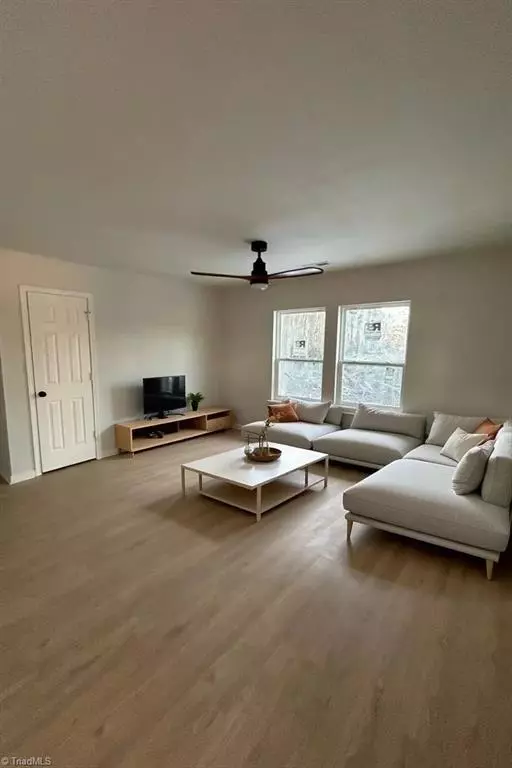 Reidsville, NC 27320,950 Hillsdale ST