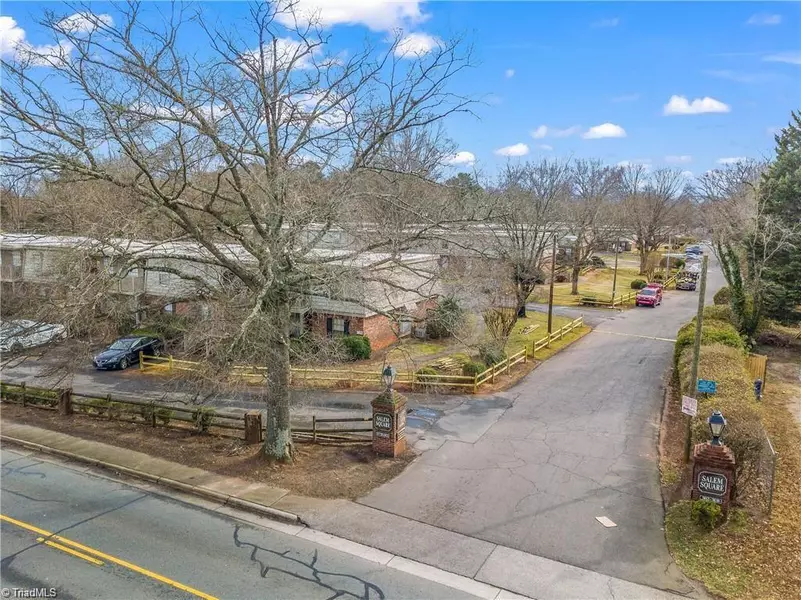 3814-E Country Club RD, Winston-salem, NC 27104