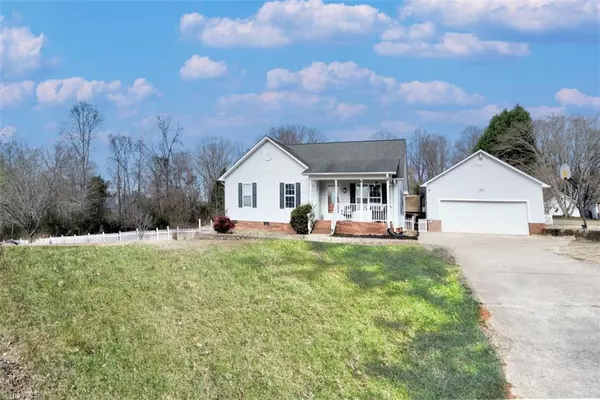 401 Ward Curry RD, Lexington, NC 27292