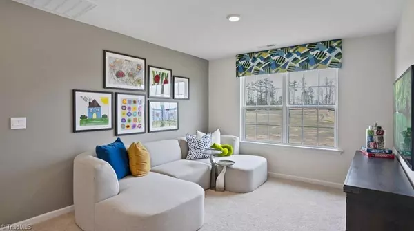 King, NC 27021,126 Preston Oaks DR