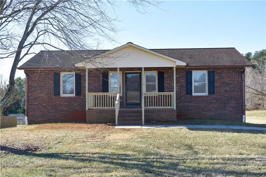 276 Pleasant Acre DR, Mocksville, NC 27028