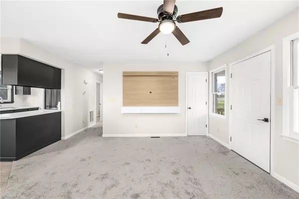 Mocksville, NC 27028,276 Pleasant Acre DR