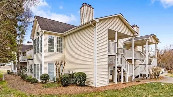 Clemmons, NC 27012,128 River Oaks CT