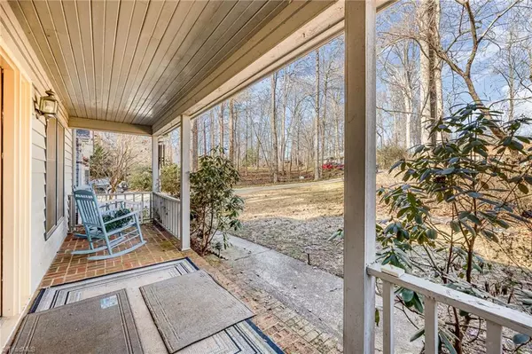 Pleasant Garden, NC 27313,904 Hickory Nut CT