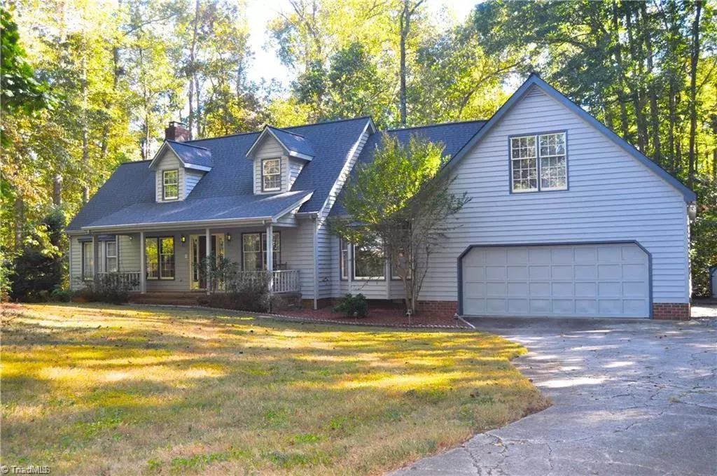 Pleasant Garden, NC 27313,904 Hickory Nut CT