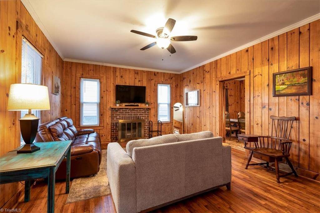 Mount Airy, NC 27030,318 E Independence BLVD